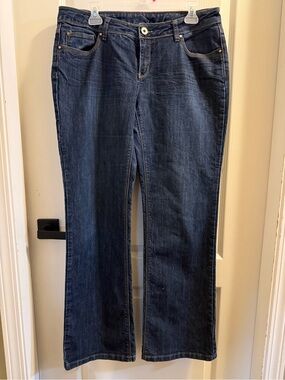 RW&CO. Dark Blue Boot Cut Women's Jeans